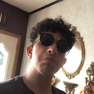 Meet your Posher, Khaled